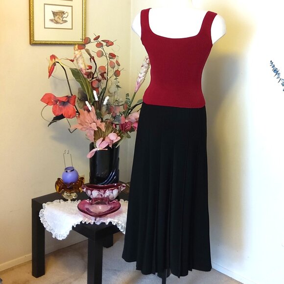 NWT Simon Chang Well Tailored High-quality Black Pleated Long Lined Skirt M - Picture 7 of 7
